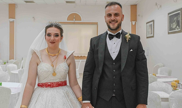 Busenur ve Raifcan Çiftinden Görkemli Düğün