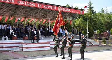 Edirne’de Komuta ve Sancak Devir- Teslim Töreni Yapıldı
