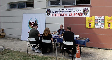 İl Emniyet Kayalı Kampüsünde Stant Açtı