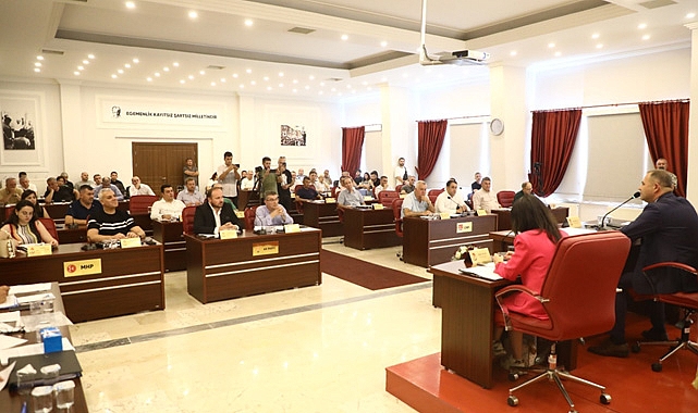 KIRKLARELİ BELEDİYE MECLİSİ’NİN AĞUSTOS AYI TOPLANTISINDA DA İMAR PROBLEMİ ÇÖZÜLEMEDİ; ÇOĞUNLUKTA OLAN CHP’Lİ MECLİS ÜYELERİNİN MUHALEFETİ DEVAM EDİYOR
