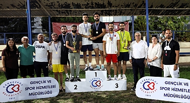 Şampiyon “Şeytan Üçgeni”