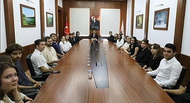 Vali Ekici, Kırklareli Valiliğinde Staja Başlayan Öğrencilere Bilgi Verdi