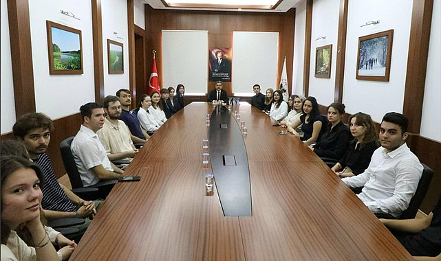 Vali Ekici, Kırklareli Valiliğinde Staja Başlayan Öğrencilere Bilgi Verdi