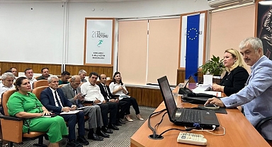 Yunus Derekaya ‘dan “Yeni Eğitim Modeli” sunumu