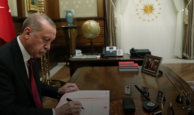 6 üniversiteye yeni rektör atandı