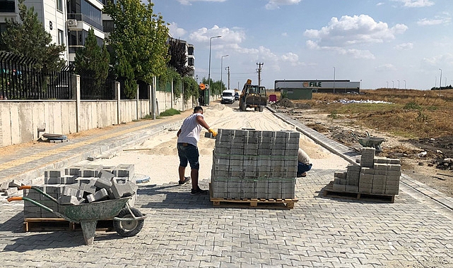 Altyapı ve Yol Çalışmaları Sürüyor