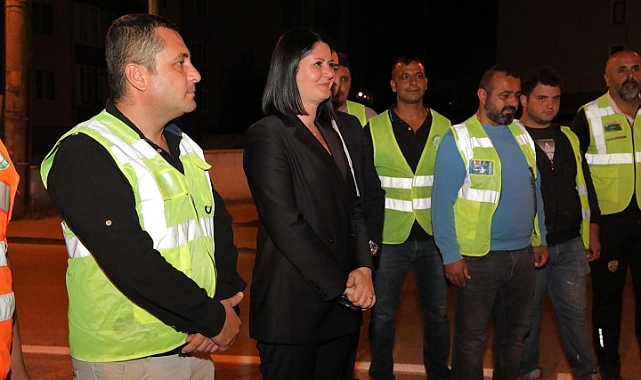Başkan Akın Personelin Gece Mesaisini Denetledi