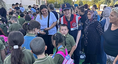 Minikler için Jandarma işbaşında
