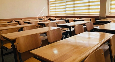 Öğrenciler Yeni Sıralarına Kavuştu