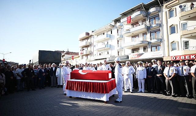 Ağrı'da şehit olan Piyade Uzman Çavuş Burak Geniş'in cenazesi toprağa verildi