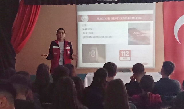 Erken Yaşta Evliliğin Sakıncaları İle İlgili Seminer Verildi