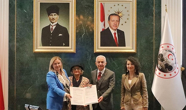 Hayırseverden Eğitime Destek