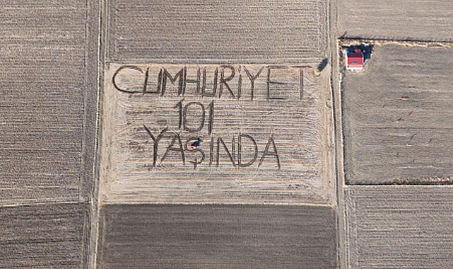 Kırklarelili Çiftçi Tarlasına Pullukla