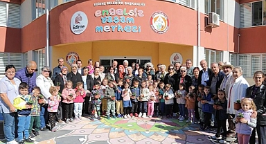 Nesiller Anlamlı Günde Bir Araya Geldi