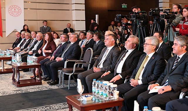 Rektör Şengörür “Uluslararası Ölçme, Seçme ve Yerleştirme Sempozyumu’na katıldı.