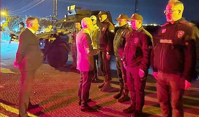 Vali Turan, kontrol noktalarında incelemelerde bulundu