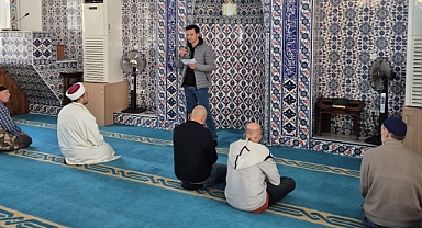 Camii Cemaatine GGK Testi Dağıtıldı