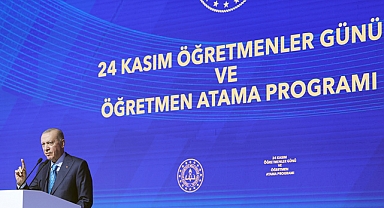 Cumhurbaşkanı Erdoğan: “Öğretmenlere Emekleri, Sabırları, Fedakârlıkları İçin Millet Adına Şükranlarını Sunuyorum”