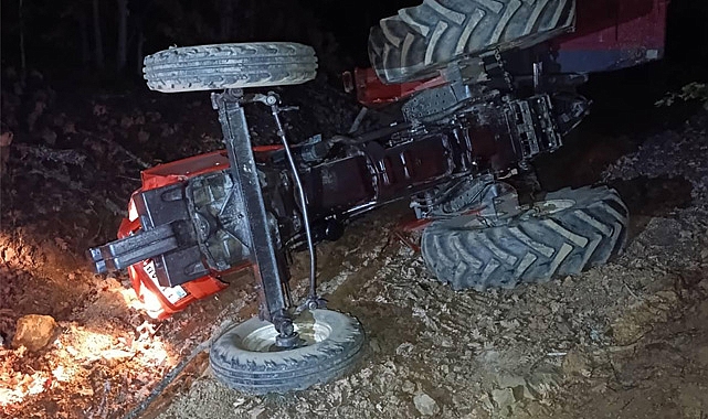 Devrilen Traktörün Sürücüsü Yaralandı