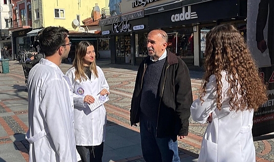 Eczacılık Öğrencileri Vatandaşları Bakın Hangi Konuda Uyardı!