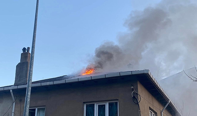 Evde Çıkan Yangın Korkuttu