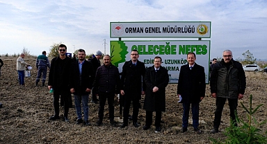Fidanlar ‘Geleceğe Nefes İçin’ Toprakla Buluştu