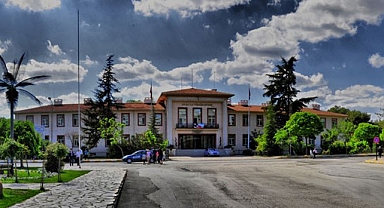 Kırklareli'nin Kurtuluşun 102. Yılı Tuğba Özerk Konseriyle Taçlanacak