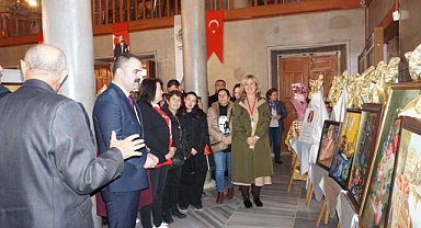 Kurtuluş Gününe Özel Açılan Karma Sergi Sanatseverleri Bekliyor