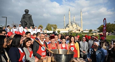 Parmak Isırtan Lezzet Şöleni Başladı