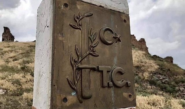 Türkiye’nin Sınır Taşındaki O Figürler Bakın Ne Anlama Geliyormuş!