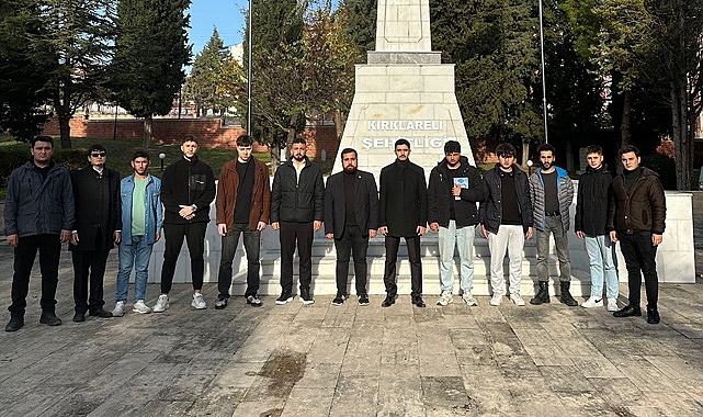 Ülkü Ocaklarından Şehitlik Ziyareti