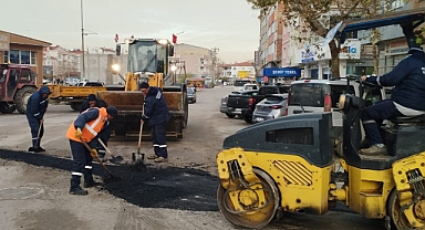 Uzunköprü Belediyesi Yol Onarım Çalışmalarına Devam Ediyor