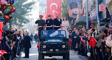 Uzunköprü’de Kurtuluş Coşkusu Meydanlara Sığmadı!