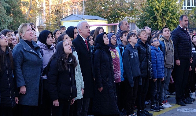 Vali Turan, İmam Hatip Ortaokulu'na Konuk Oldu