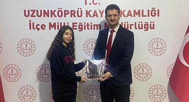 Afiş Yarışmasında İl İkinciliği Uzunköprü’nün