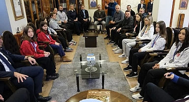 Başkan Bulut Başarılı Sporcuları Ağırladı