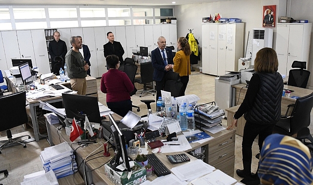 Başkan Özcan Personelin Yeni Yılını Kutladı