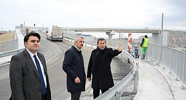 Çok Şikayet Edilen Viyadüke Vali Sezer El Attı