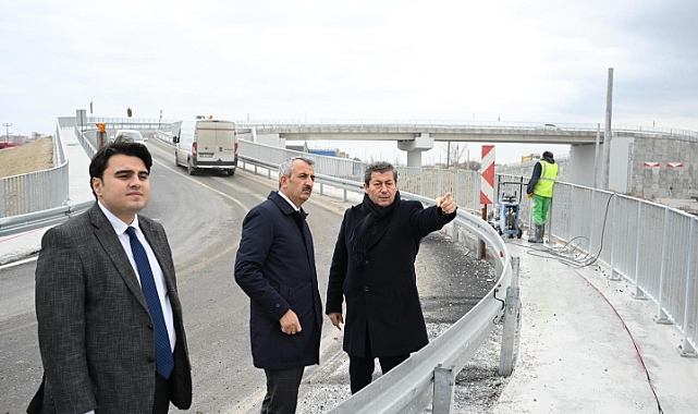 Çok Şikayet Edilen Viyadüke Vali Sezer El Attı