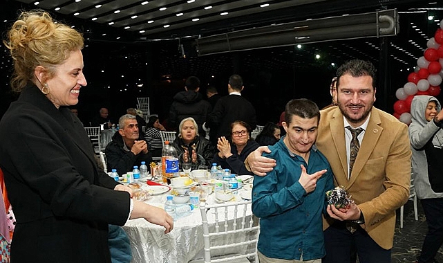 Engelli Bireyler 2025 Yılına Merhaba Dedi