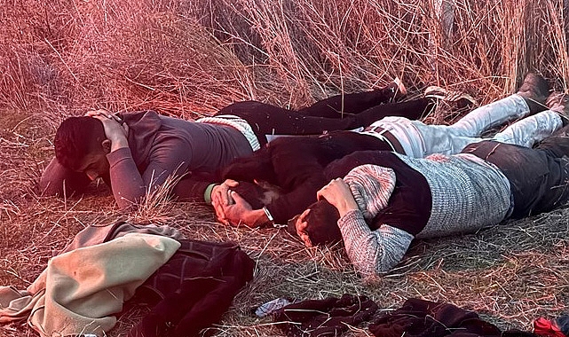 Fabrikaya Girmeye Çalışan Hırsızlık Şüphelileri Yakalandı