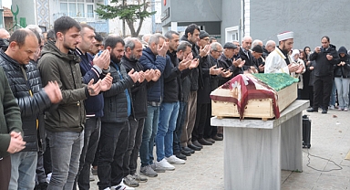 Kırklareli’nde Katledilen Kadın, Gözyaşları İle Uğurlandı