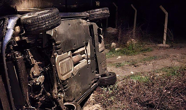 SON DAKİKA! Aydınlatma Direğine Çarpan Otomobilin Sürücüsü Öldü