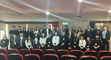 Üniversitede Mesleki Tanıtım Toplantısı Gerçekleştirildi