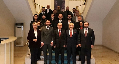 Vali Turan'a Yoğun Ziyaretçi Trafiği