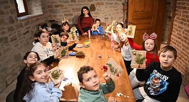Yılbaşı Atölyesinde Yüzler Gülüyor