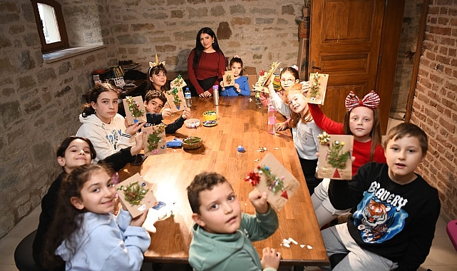 Yılbaşı Atölyesinde Yüzler Gülüyor