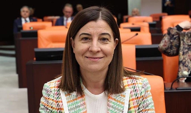 Aksal Ün’ü Kaçakçılık İddiaları Üzerinden Vurdu