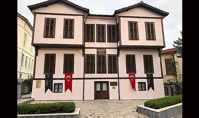 Atatürk Evi Kapılarını Kapatıyor!