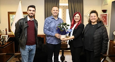 Başkan Bulut Ziyaretçilerini Ağırladı